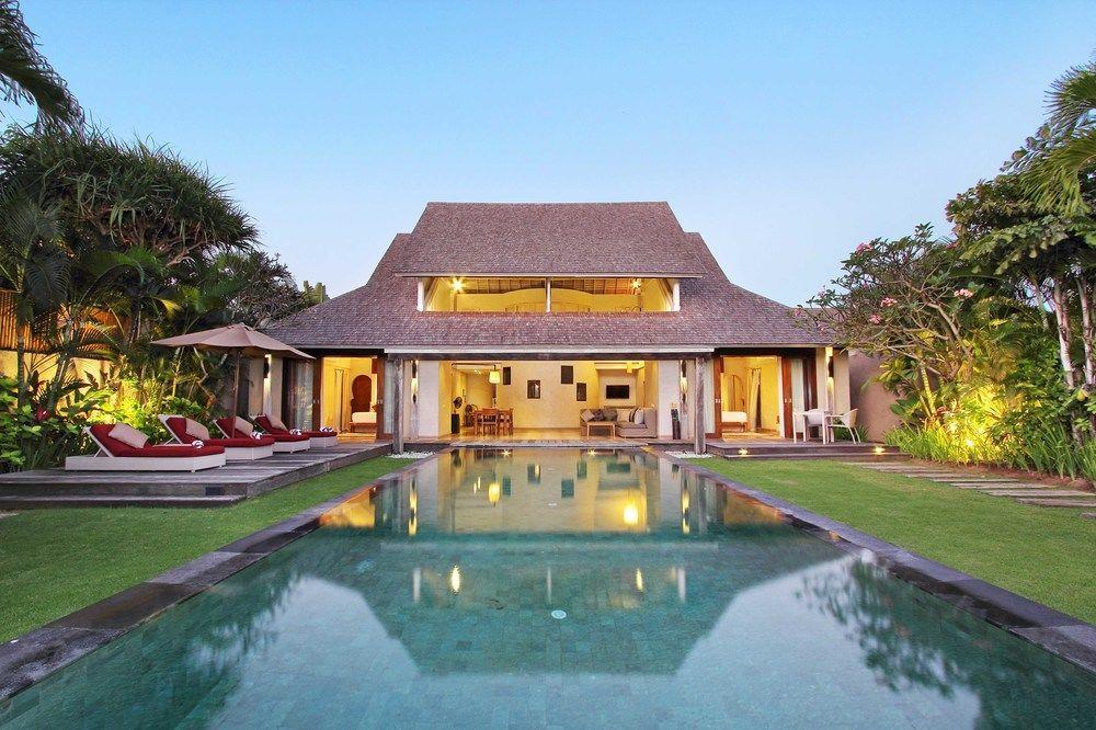 Space Villas Bali Seminyak Esterno foto